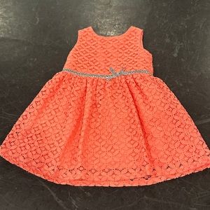 Carter’s baby girl dress w/diaper cover ~ size 9 months ~ only worn once!!